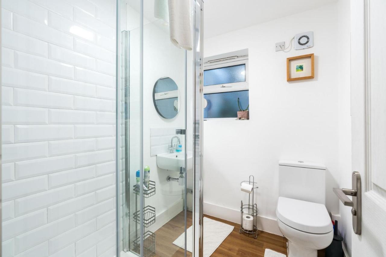 New Stylish 1 Bedroom Flat With Garden Londres Extérieur photo