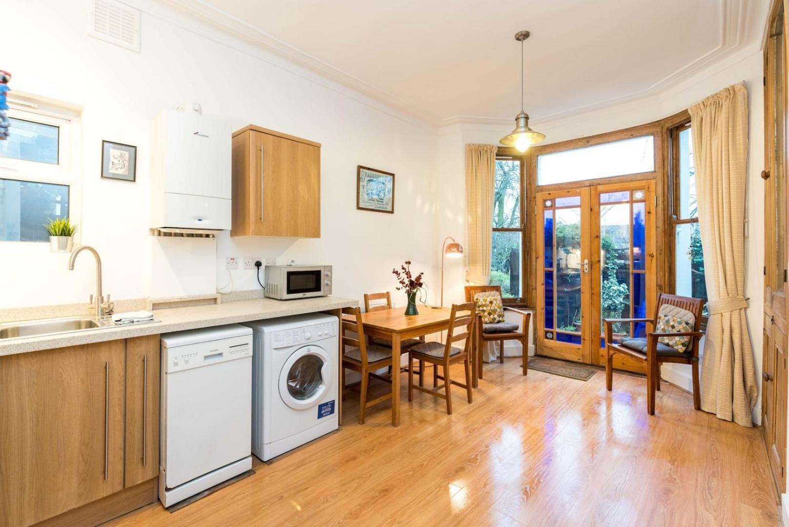 New Stylish 1 Bedroom Flat With Garden Londres Extérieur photo
